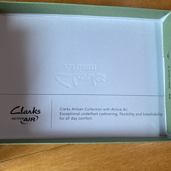 Clarks Artisan Leather Metallic Wedge Open Toe Dressy Mary Jane - Picture 13 of 14